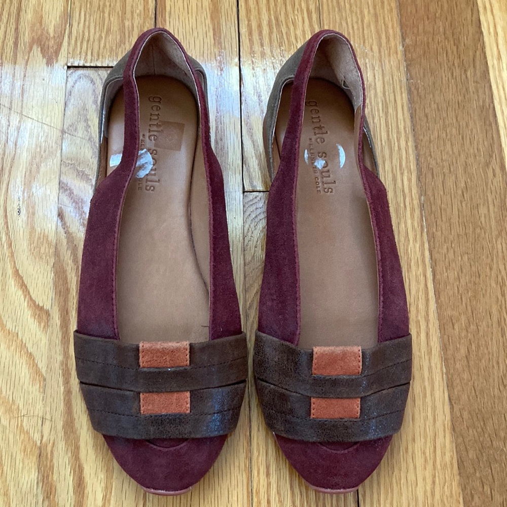 Gentle Souls “Luca” Leather Slip On Flats - Picture 2 of 11